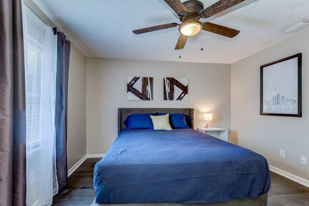 Apartment 》executive Near Armature Works-room For Six, Full Kitchen《 *